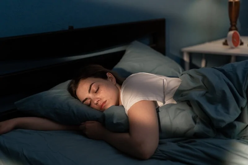 Czym są fazy snu? Czyli co musisz wiedzieć, by spać lepiej