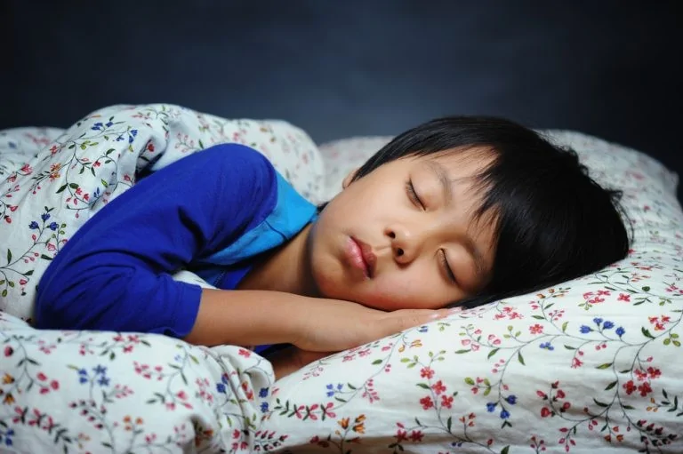 Jak długo śpimy? Długość snu w różnych częściach świata